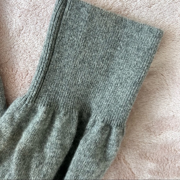 SET Pangaia Cashmere Hoodie and Pants - Picture 13 of 14